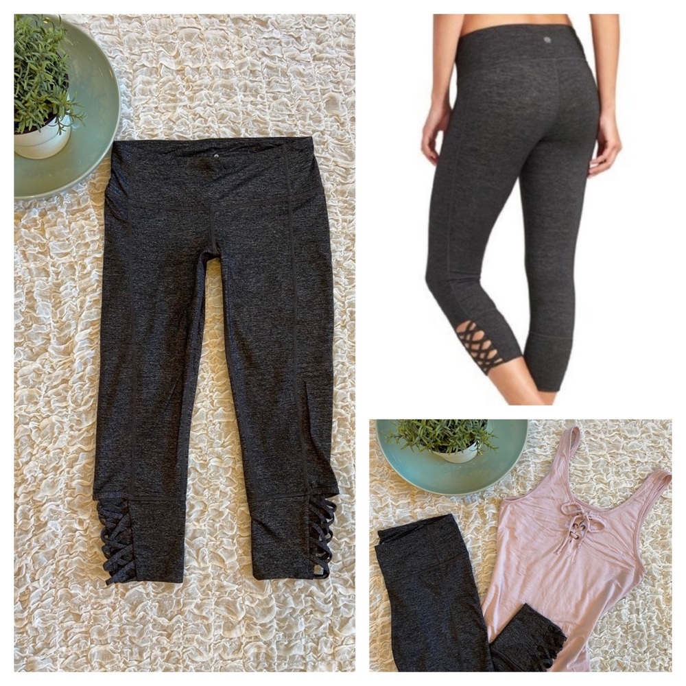Athleta Mind Over Mat Criss Cross Capri Leggings Yoga Tights Shimmer Gray XS